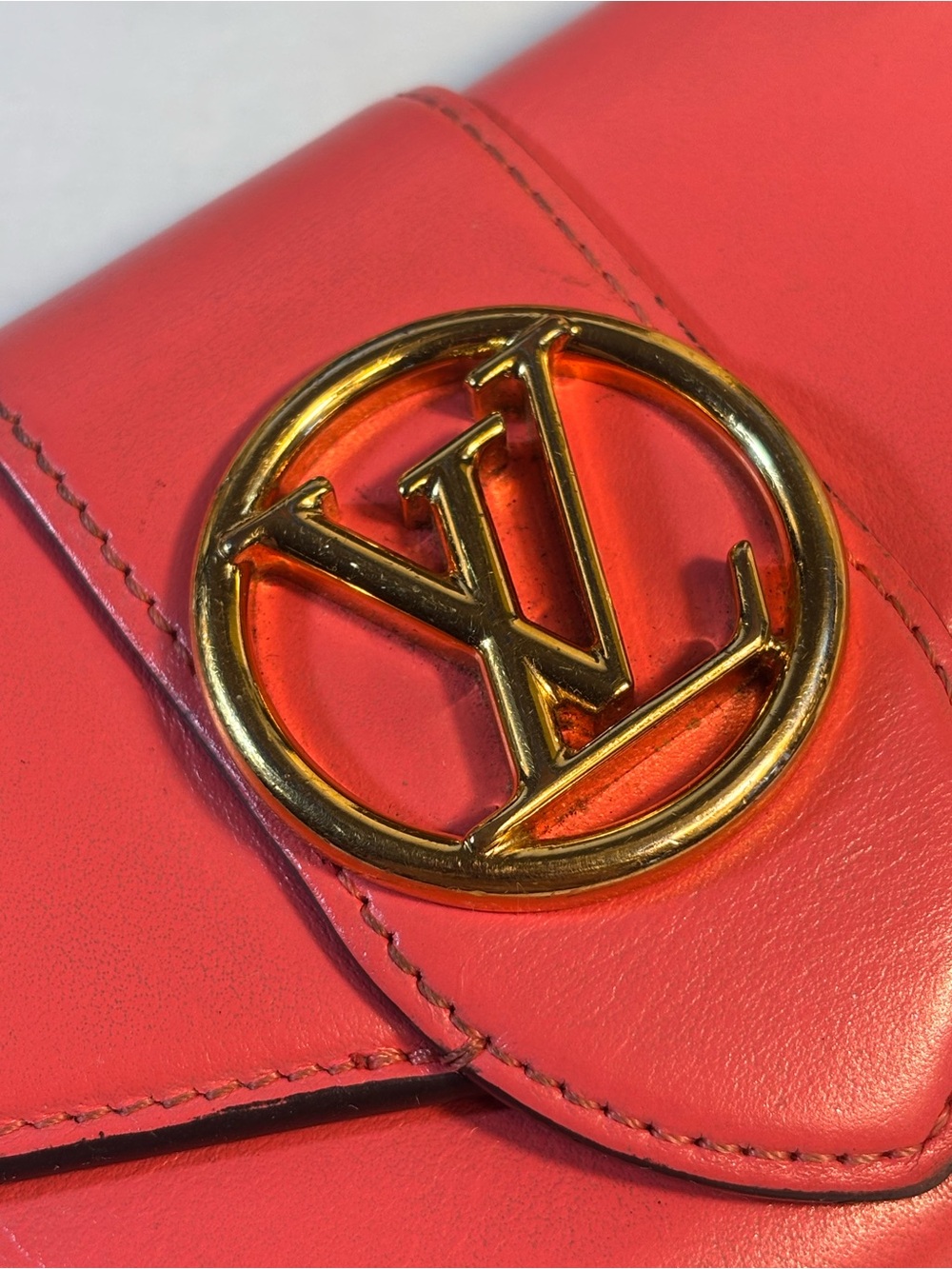 Louis Vuitton Pont 9 Compact Trifold - Picture 3 of 16